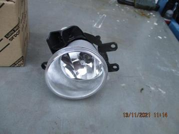 rechter mistlamp in voorbumper toyota RAV 4