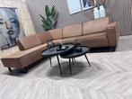 Industriële Cognac Hoekbank - 270 x 220 - Gereinigd