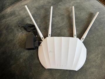 TP link Router model TL-WA1201 AC1200 beschikbaar voor biedingen
