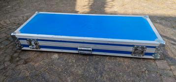 Koffer Flightcase keyboard gitaar oersterk wapen koffer  beschikbaar voor biedingen