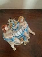 Wand beeld Wijwater / Engelen- Capodimonte, Antiek en Kunst, Ophalen of Verzenden