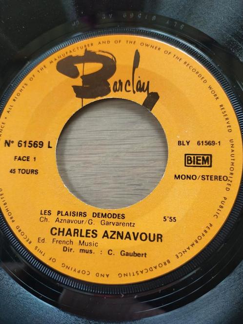 Charles Aznavour , les plaisirs demodes, Cd's en Dvd's, Vinyl Singles, Zo goed als nieuw, Nederlandstalig, Ophalen of Verzenden