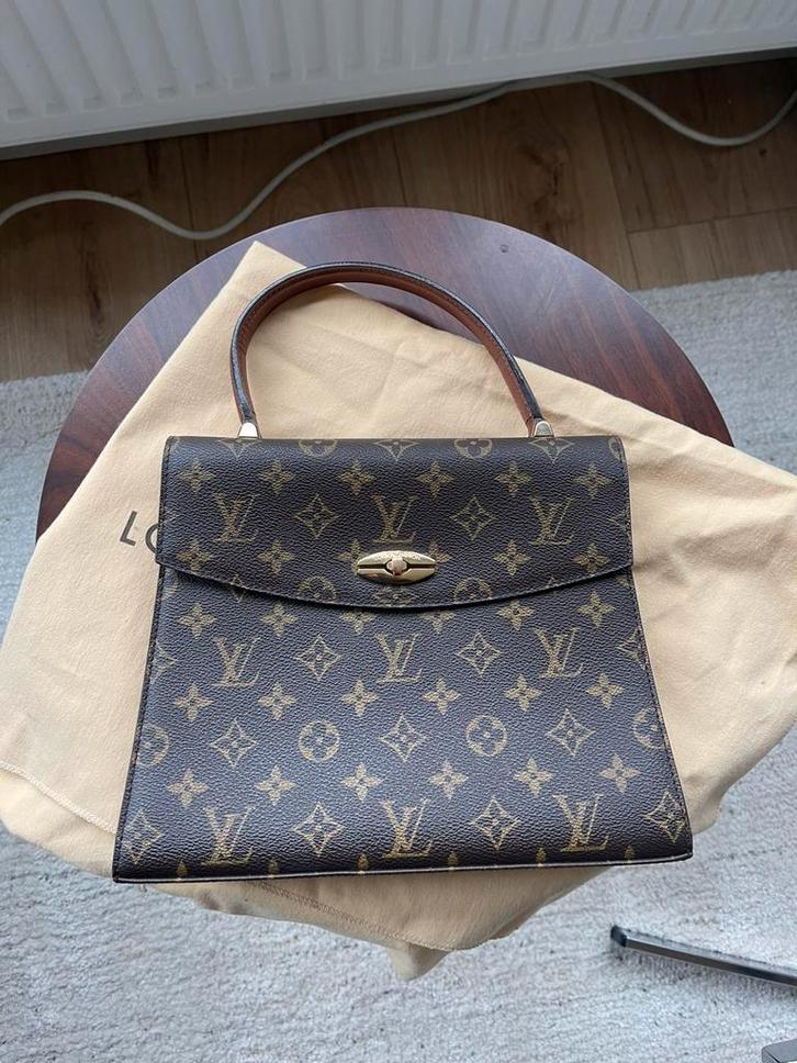 Louis vuitton malesherbes tas, Sieraden, Tassen en Uiterlijk, Tassen | Damestassen, Gebruikt, Handtas, Bruin, Ophalen of Verzenden