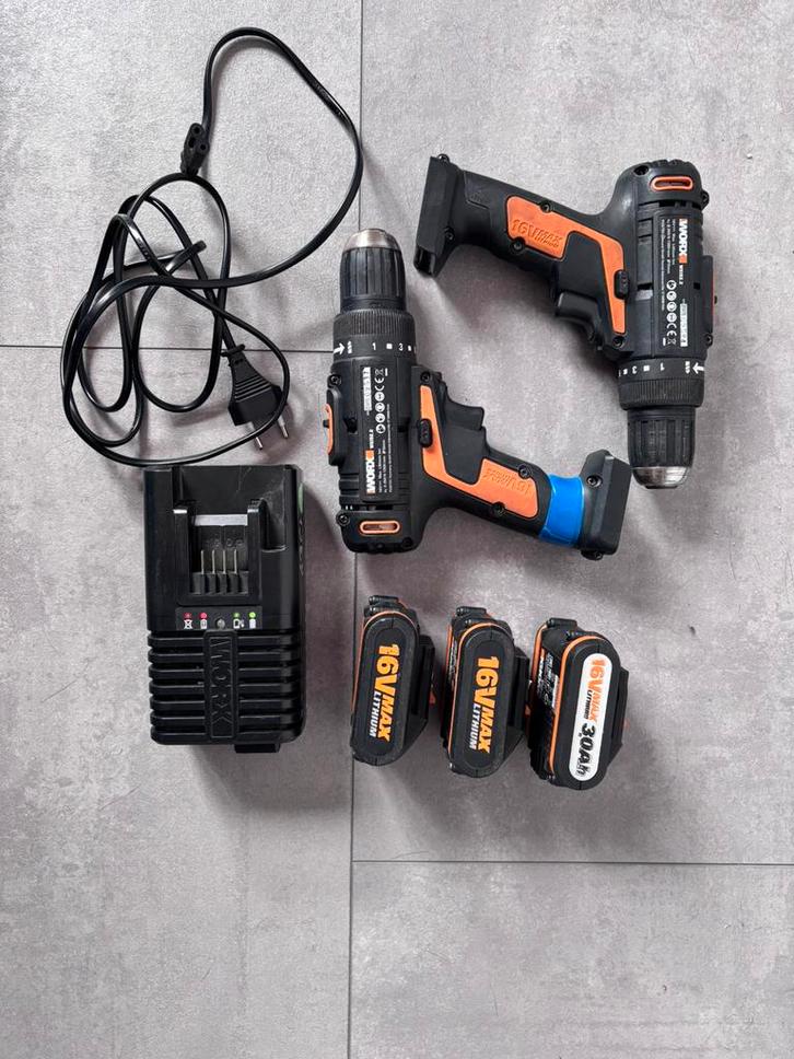 Worx WX152.2 16V Schroefmachine- 2 stuks + 3 Accus en lader, Doe-het-zelf en Verbouw, Gereedschap | Boormachines, Zo goed als nieuw