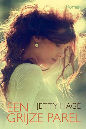Jetty Hage Een grijze parel. beschikbaar voor biedingen