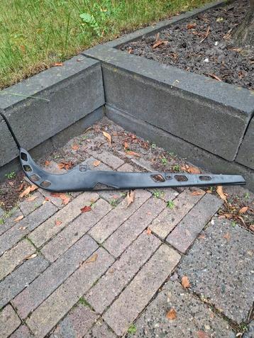 Schakelbrommer kettingbeschermer.  beschikbaar voor biedingen