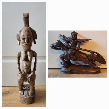 Twee prachtige houten beelden Aziatisch en Afrikaans