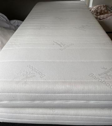 Bamboo boxspring matrassen 90x200 beschikbaar voor biedingen