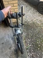 Voorvork met wiel - Motor/brommer onderdeel, Fietsen en Brommers, Ophalen, Gebruikt, Overige typen