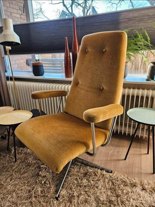 Goldsiegel draaifauteuil, Huis en Inrichting, Fauteuils, Zo goed als nieuw, Ophalen