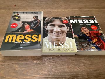 3 x Messi sportboek beschikbaar voor biedingen