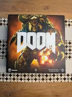 Doom Bordspel (2016), Hobby en Vrije tijd, Gezelschapsspellen | Bordspellen, Een of twee spelers, Ophalen of Verzenden, Zo goed als nieuw