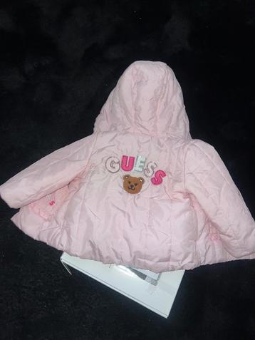 Guess babyjas beschikbaar voor biedingen