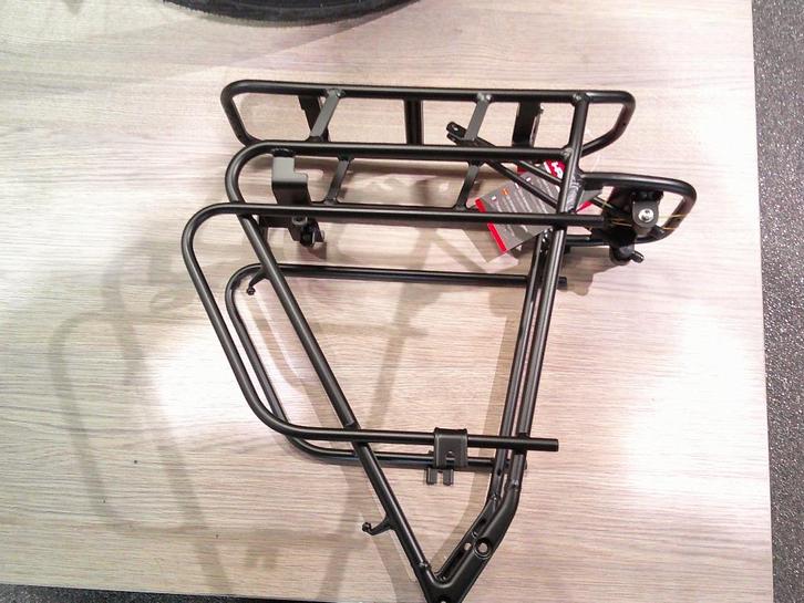 Drager Pegasus ( BOSCH accu ) Nieuw model    034-21034, Fietsen en Brommers, Fietsaccessoires | Bagagedragers, Nieuw, Ophalen of Verzenden