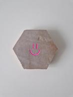 Smiley tegeltje tegeltje aan de wand hexagon, Ophalen of Verzenden, Nieuw