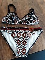 Leuke bikini met beugel z.g.a n. Maat 38, Bikini, Ophalen of Verzenden, Zo goed als nieuw