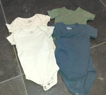 Baby kleding 4 rompers Zeeman 50-56 beschikbaar voor biedingen