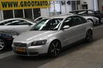 Volvo S40 2.4 Elite Automaat Airco, Cruise Control, Stuurbek, Zwart, 700 kg, 2435 cc, Sedan