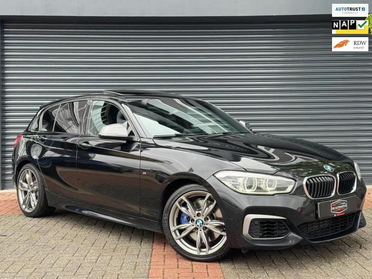 BMW 1-serie M140i xDrive High Executive Lci2 | X - Drive| Da, Auto's, BMW, Bedrijf, Te koop, 1-Serie, 4x4, ABS, Airbags, Airconditioning