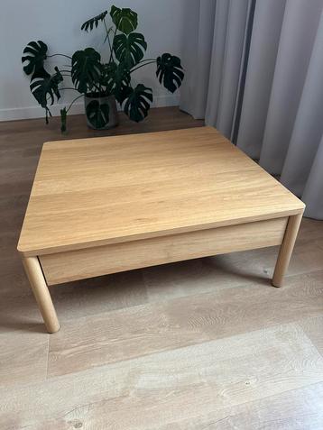Salontafel - Scandinavisch design in eikenfineer beschikbaar voor biedingen