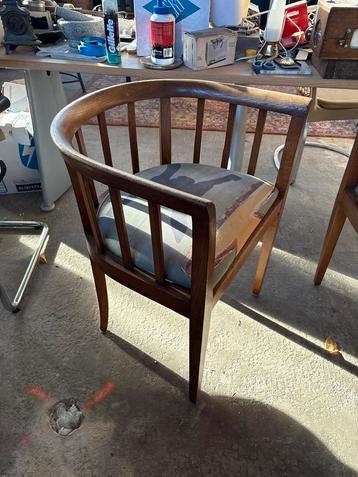 2 Vintage Eiken Windsor Stoelen - Mooi Stel! beschikbaar voor biedingen