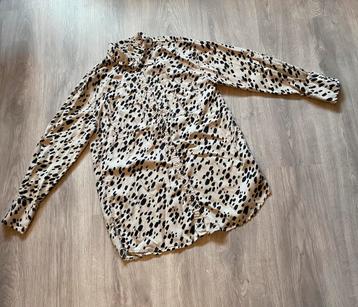 Beige tencel blouse met zwarte veegjes beschikbaar voor biedingen