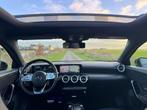 Mercedes-Benz A-Klasse 200 AMG Pakket / Pano / Sfeerverlicht, Auto's, Mercedes-Benz, 65 €/maand, 4 cilinders, Origineel Nederlands