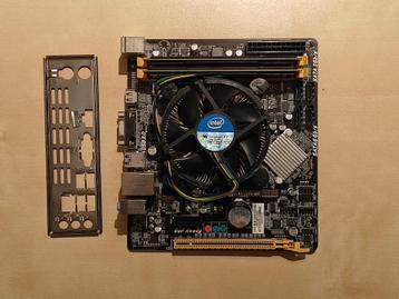 i5-4460 + ITX moederbord + 8GB DDR3 beschikbaar voor biedingen