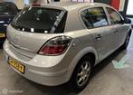 Opel Astra 1.4 Edition Airco - Distr. Vervangen, Auto's, Stof, Gebruikt, Zwart, 4 cilinders