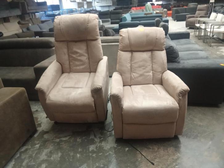 Sta op stoelen elektrisch nu €250,- ps, Huis en Inrichting, Fauteuils, Zo goed als nieuw, Ophalen of Verzenden