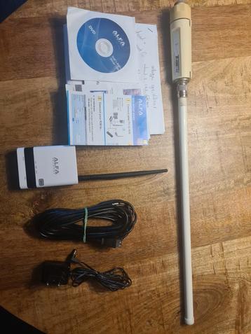 Alfa Netwerkset - Router, Antenne, Kabels beschikbaar voor biedingen