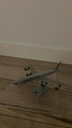 Qatar Airways, Hobby en Vrije tijd, Modelbouw | Vliegtuigen en Helikopters, Ophalen of Verzenden, Zo goed als nieuw, 1:72 tot 1:144