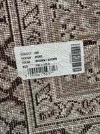 Tapijt 240/330, Ophalen, Zo goed als nieuw, Vierkant, 200 cm of meer