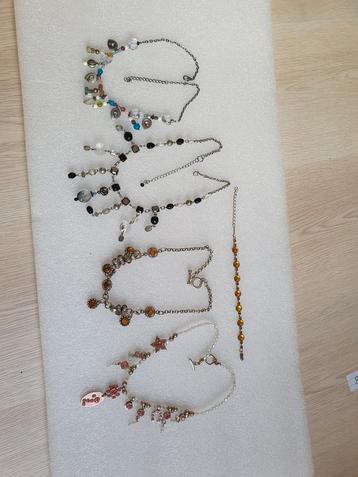 Kettingen Set - Divers 1 en 2 en armband  is verlengbaar.. beschikbaar voor biedingen