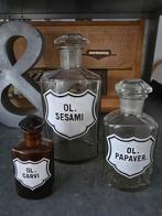 Kavel van 3 antieke aparte apothekersflessen met 8 hoekige, Antiek en Kunst, Antiek | Glas en Kristal, Ophalen of Verzenden