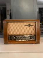 Grote antieke radio – klassiek verzamelobject, Ophalen of Verzenden, Zo goed als nieuw