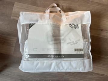 4 seizoenen dekbed 100x135 beschikbaar voor biedingen