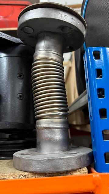 Flexibele uitlaat voor Yanmar PMX8 beschikbaar voor biedingen