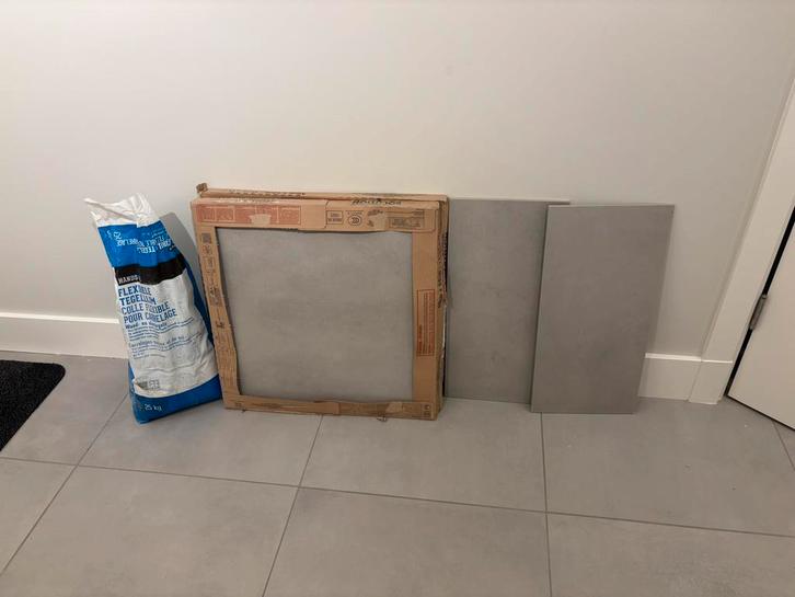 Vloertegel grijs 60x60cm 2m2, Doe-het-zelf en Verbouw, Tegels, Ophalen of Verzenden