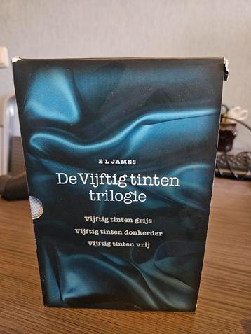 De Vijftig tinten-cassette trilogie  beschikbaar voor biedingen