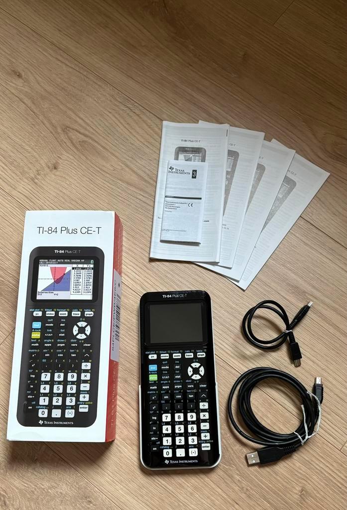 Grafische rekenmachine TI-84 Plus CE-T, Diversen, Schoolbenodigdheden, Zo goed als nieuw, Ophalen