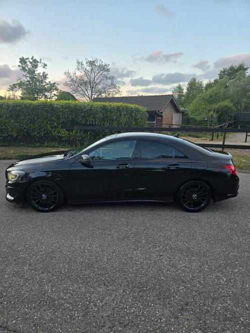 Mercedes-Benz CLA 200 1.6 115KW 7G-DCT (aut) 2013 Zwart, Auto's, Mercedes-Benz, Particulier, CLA, Benzine, A, Sedan, Automaat