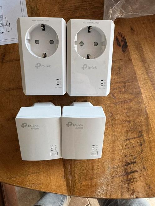 TP Link AV1000 wifi versterkers/repeaters, Computers en Software, WiFi-versterkers, Zo goed als nieuw, Ophalen of Verzenden