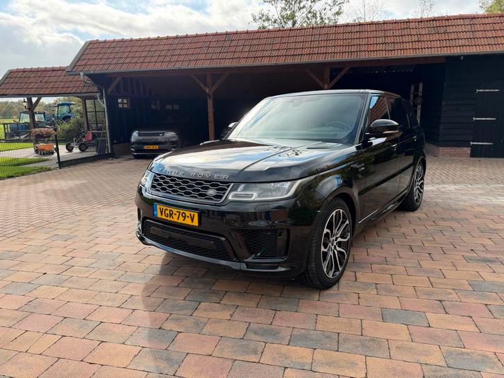 Land Rover Range Rover Sport 2018 Zwart, Auto's, Bestelauto's, Particulier, 4x4, Achteruitrijcamera, Adaptieve lichten, Apple Carplay