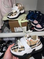 Burberry sneakers, Kinderen en Baby's, Kinderkleding | Schoenen en Sokken, Schoenen, Burberry, Jongen of Meisje, Ophalen of Verzenden