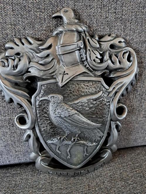 Harry Potter Ravenclaw Wapen Muurdecoratie 27cm, Verzamelen, Harry Potter, Gebruikt, Beeldje of Buste, Ophalen of Verzenden
