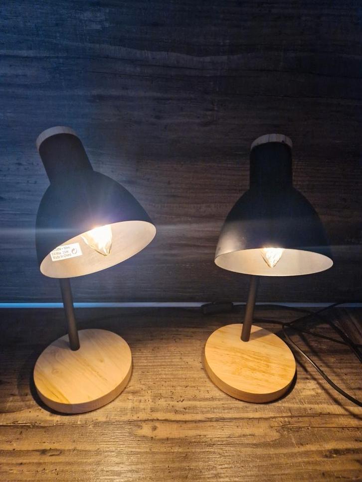 2 ZGAN Tafellampen - Zwart Metaal & Houten Voet, Huis en Inrichting, Lampen | Tafellampen, Zo goed als nieuw, Minder dan 50 cm