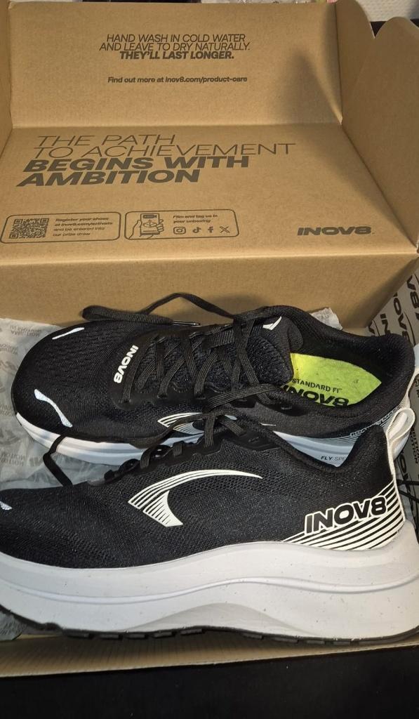 INOV8 Roadfly Max schoenen nieuw en spotgoedkoop, Kleding | Heren, Schoenen, Nieuw, Wandelschoenen of Bergschoenen, Ophalen of Verzenden