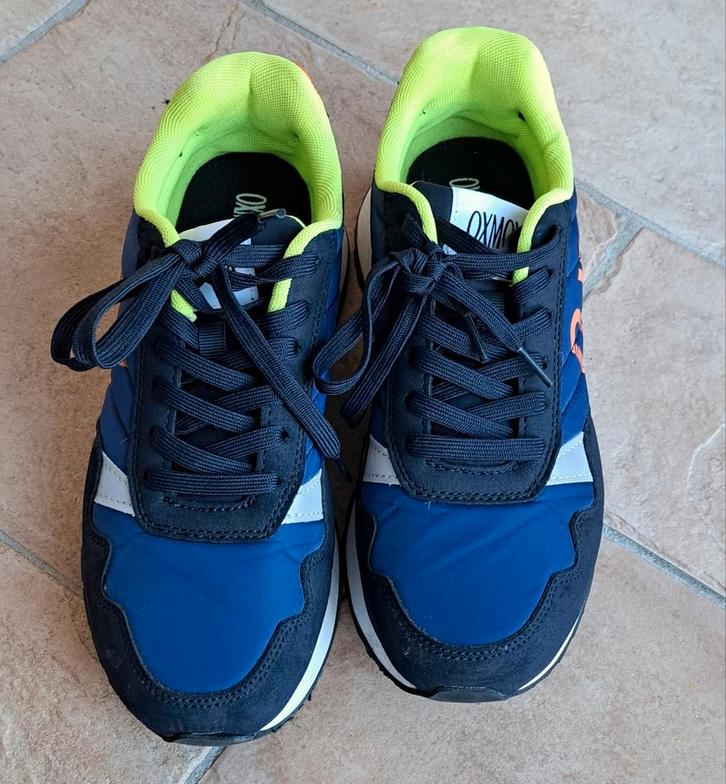 Oxmox maat 41 2x gedragen ivm groeispurt te klein gekocht, Sport en Fitness, Hockey, Zo goed als nieuw, Schoenen, Ophalen