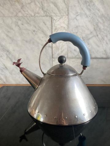 Alessi fluitketel met vogeltje beschikbaar voor biedingen